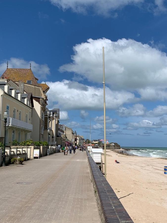 Saint-Aubin-Sur-Mer: Bel Appartement Traversant Zewnętrze zdjęcie