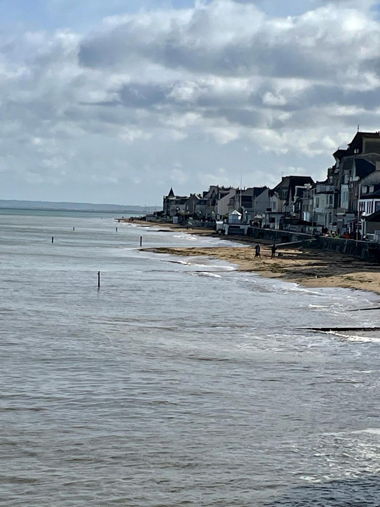 Saint-Aubin-Sur-Mer: Bel Appartement Traversant Zewnętrze zdjęcie
